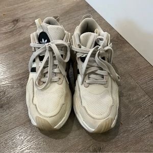 Adidas Magmur Sneakers